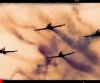 Pokaz dynamiczny samolotÃ³w z kolorowym dymem (photo)