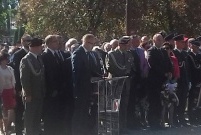 Przemówienie Prezydenta Łukasza Borowiaka przy pomniku Żołnierzom Garnizonu Leszczyńskiego (photo)