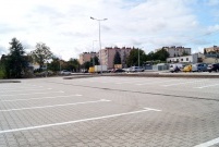 Parking u zbiegu ulic Studziennej i Niepodległości (photo)