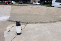 Testowe łatanie nawierzchni na Skateplazie w Lesznie zakończone. Trwa obserwacja efektów