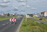 Wymiana bramownicy na Alejach Konstytucji 3 Maja