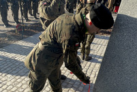 Hołd dla 55 Pułku Piechoty – nowy pomnik w Lesznie
