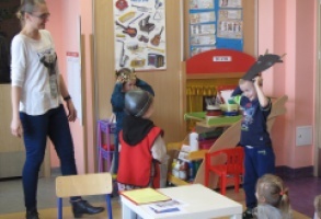 Przedszkolaki uczą się o herbie (zdjęcia)