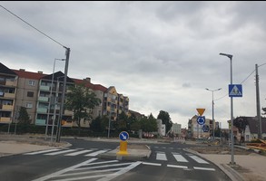 Zamknięte skrzyżowanie ulic Lipowej z Dożynkową