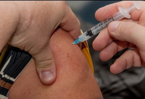 2 punkty masowych szczepień w Lesznie