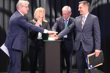 Nowe przestrzenie firmy VMI Poland oficjalnie otwarte