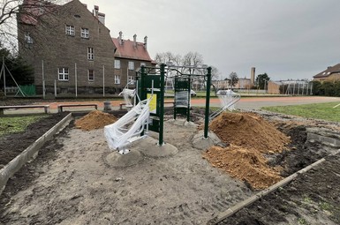 Powstaje kolejna inwestycja z Budżetu Obywatelskiego 2025. „Relaks pod żaglami przy SP 2”.